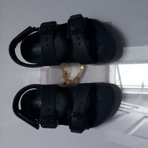 Cat and jack toddler sandals sz 8